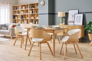 chaise design blanc et bois clair bent 42643 67f68a7d7ba1d 1200 800 0 (1)